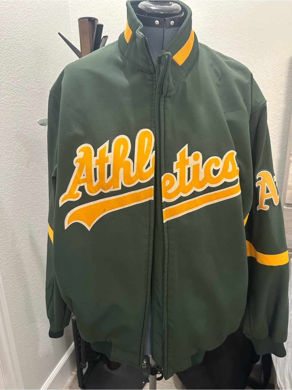 Oakland A’s Athletics Majestic Therma Base Jacket Size 2x